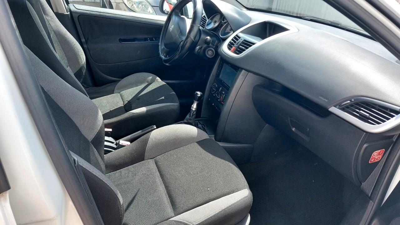 Peugeot 207 1.4 8V 75CV 5p. Energie Sport ECO GPL