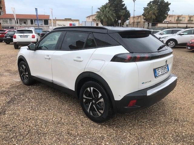 Peugeot 2008 motore elettrico 136 CV GT Pack