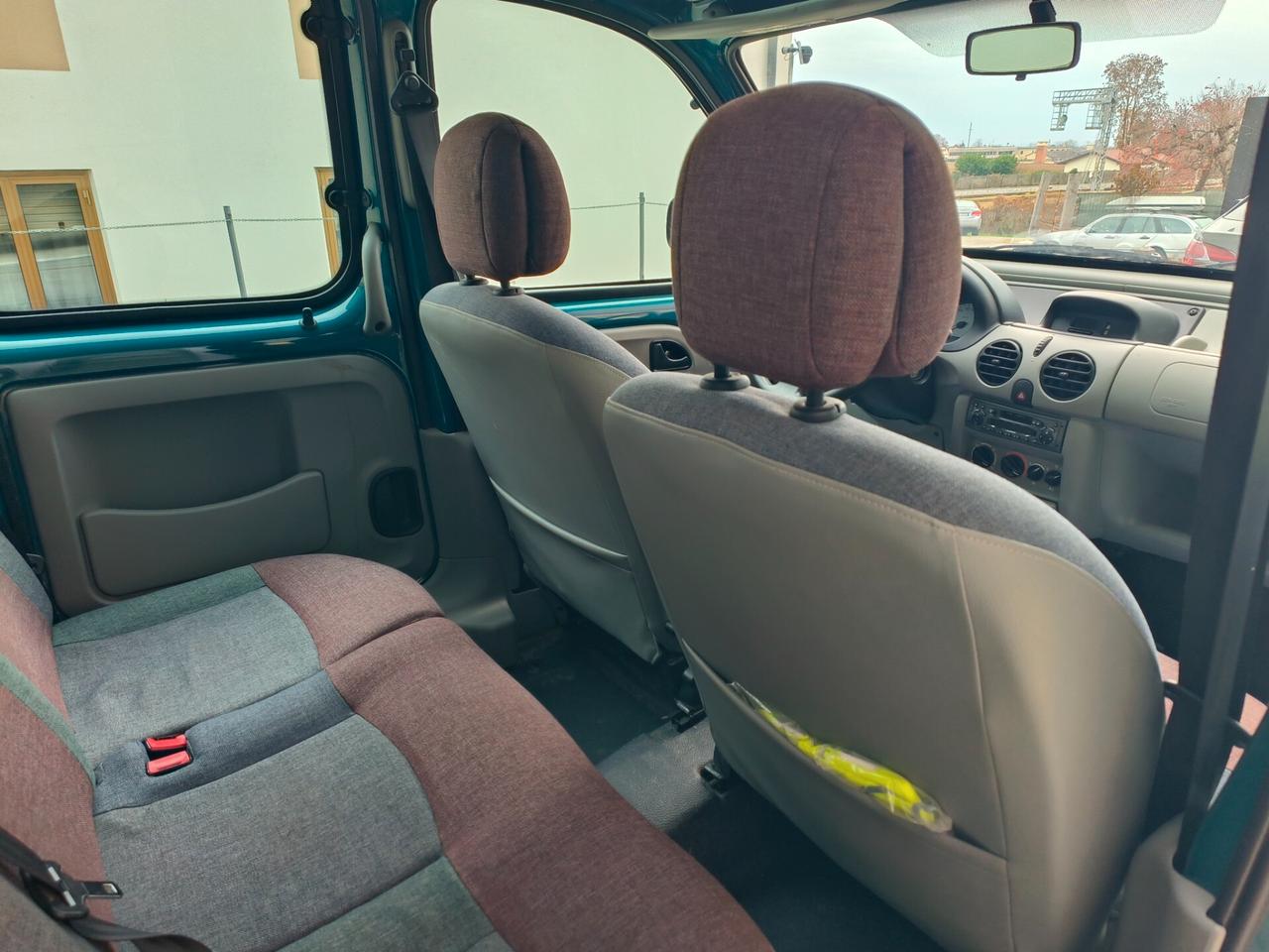 Renault Kangoo 1.6 16V cat 4x4 4 porte Authentique