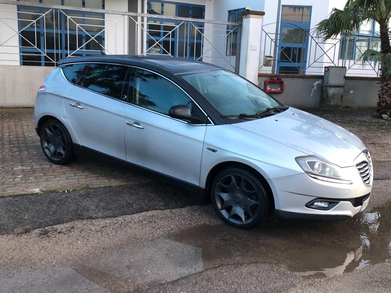 Lancia Delta 1.9 MJT Twinturbo DPF Executive