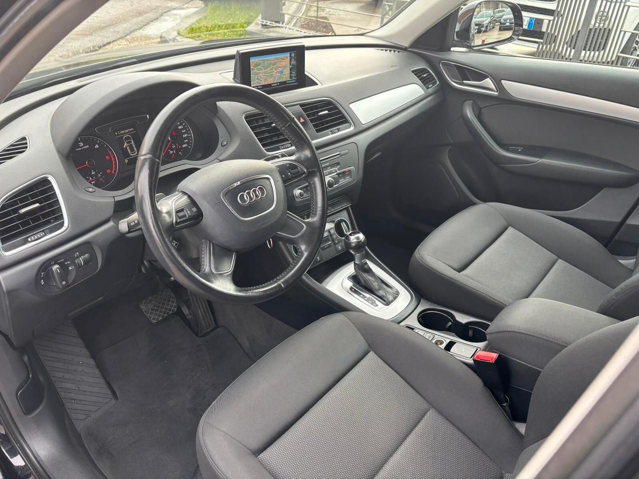 Audi Q3 2.0 TDI 120 CV S tronic Business