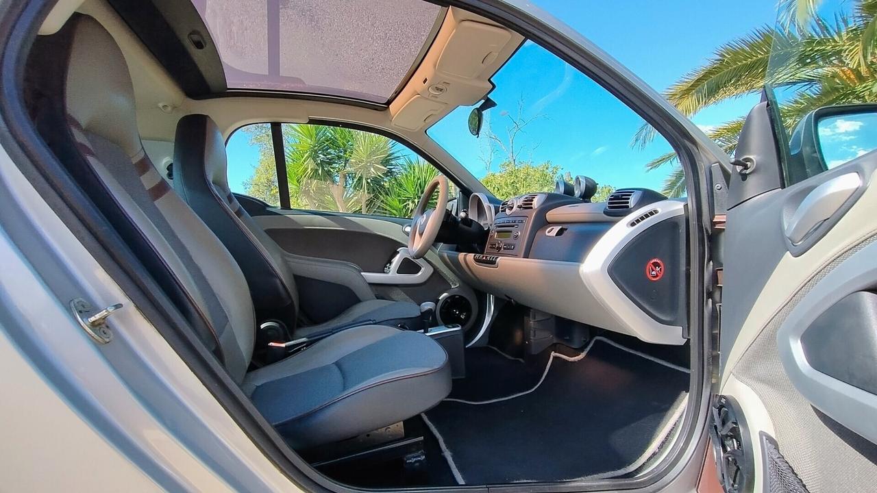 Smart ForTwo 1000 52 kW coupé pure