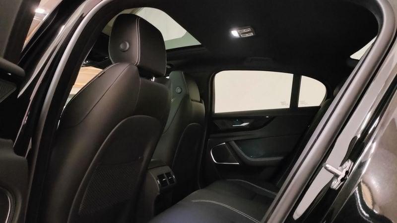 Jaguar XE 2.0 D 204 CV AWD aut. S IVA ESPOSTA