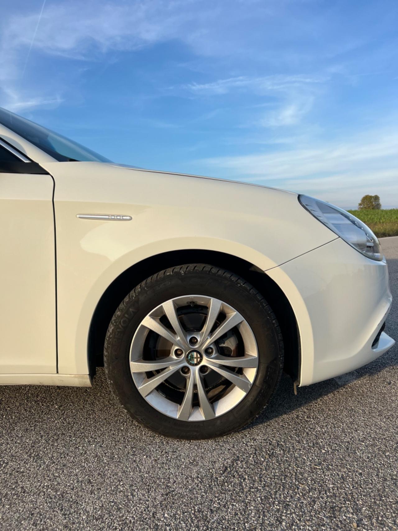 Alfa Romeo Giulietta 1.6 JTDm-2 105 CV Exclusive