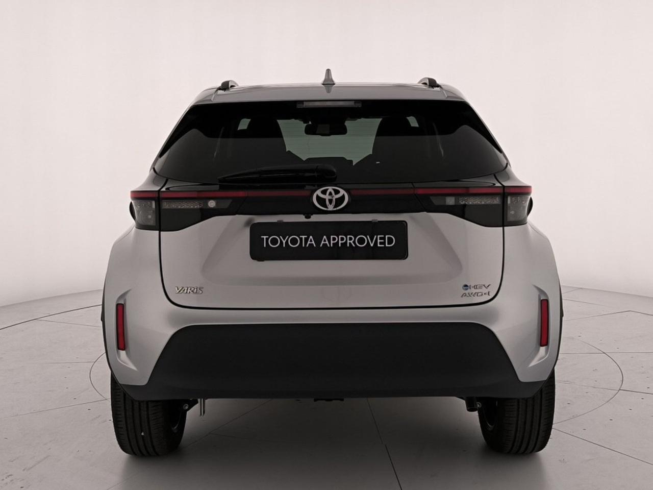 Toyota yaris cross 1.5h lounge awd-i 130cv e-cvt