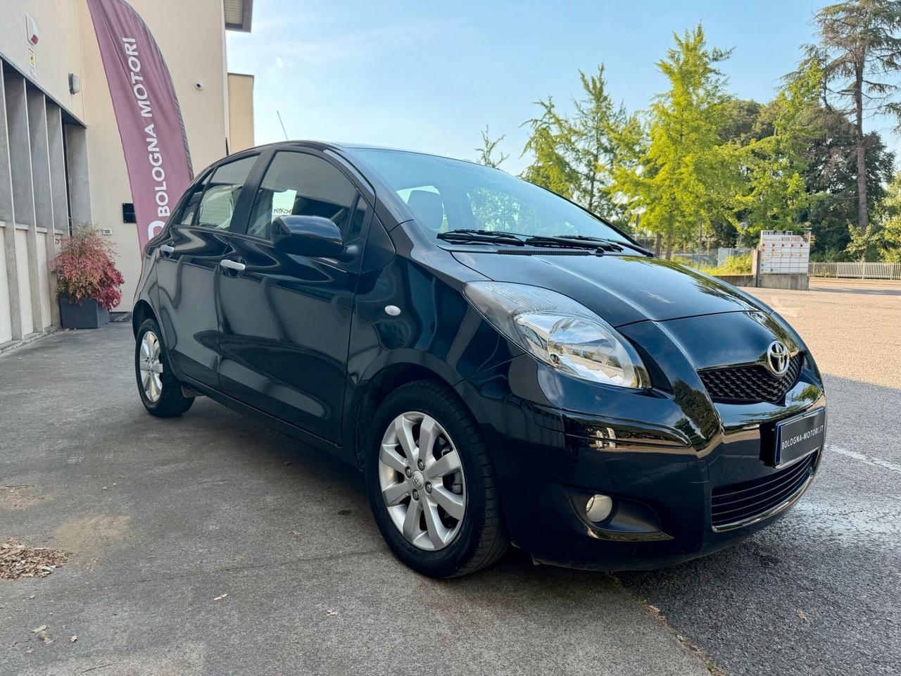 Toyota Yaris 1.3 5 porte Sol