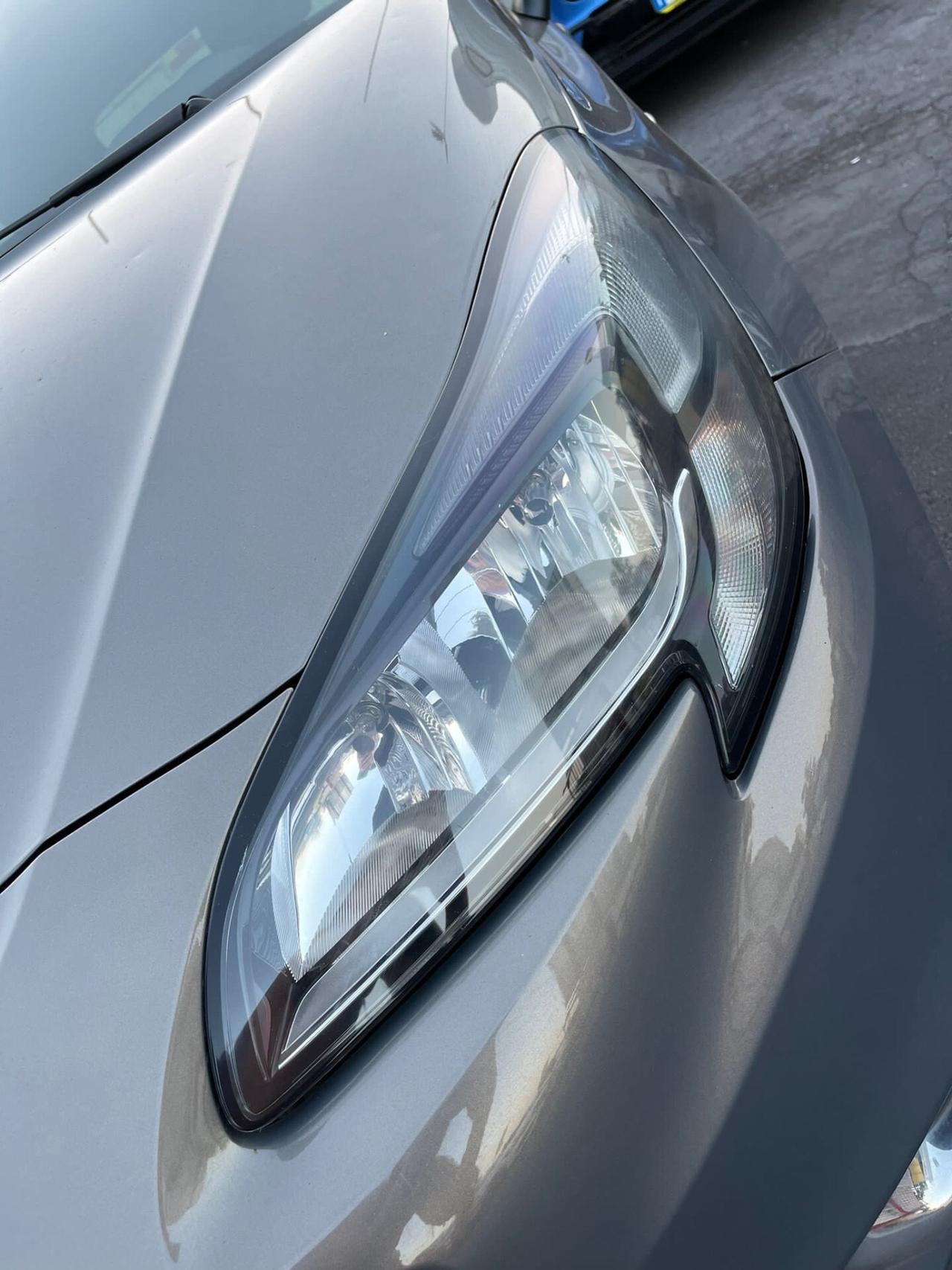 Opel Corsa 1.4 90CV GPL