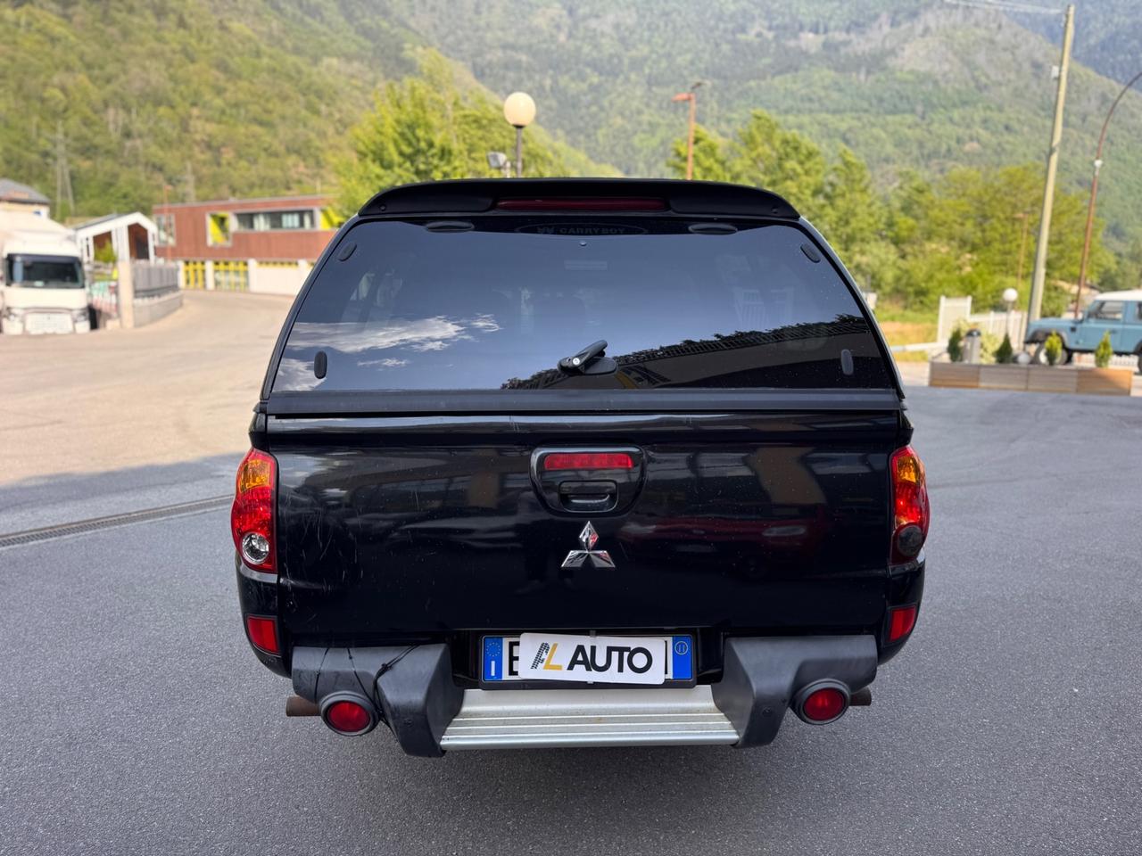 Mitsubishi L200 2.5 DI-D/178CV DC Intense Plus