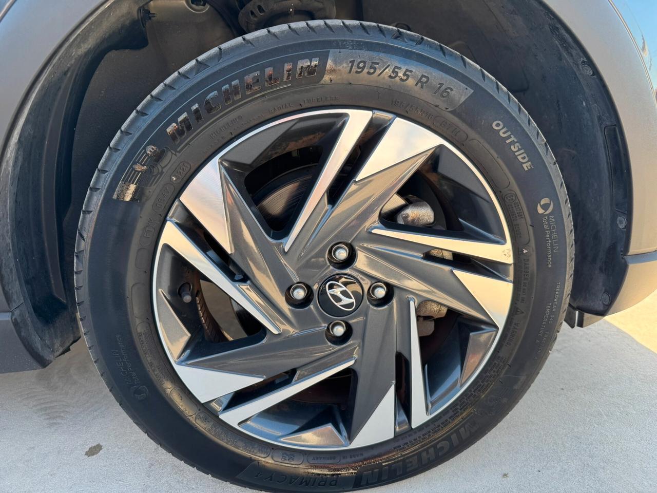 Hyundai Bayon 1.2 MPI MT XLine
