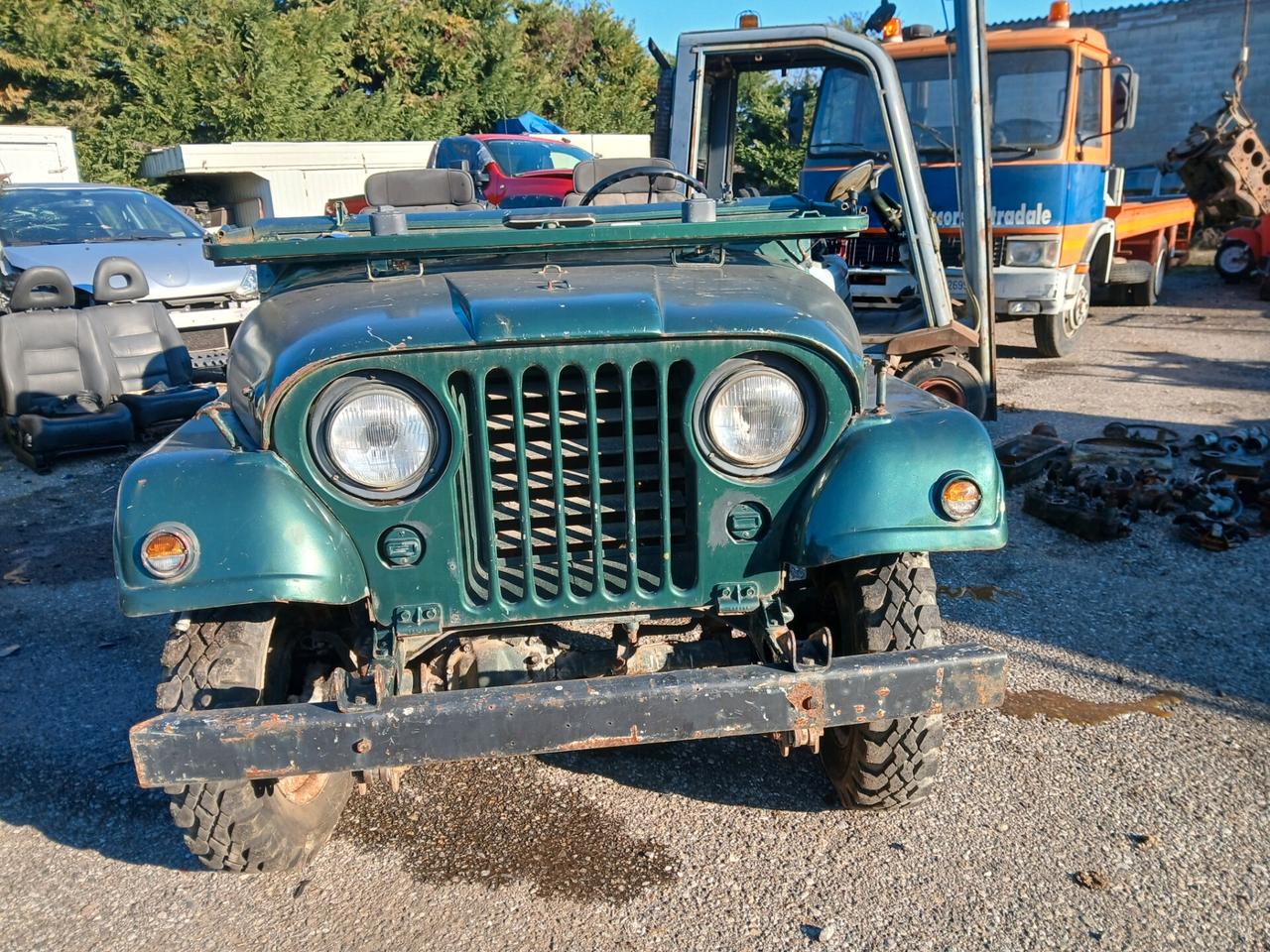 Jeep CJ-5 M 38 senza documenti motore smontato