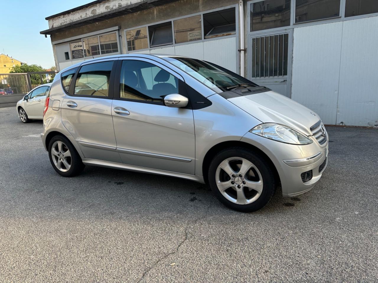 Mercedes-benz A 150 Benzina