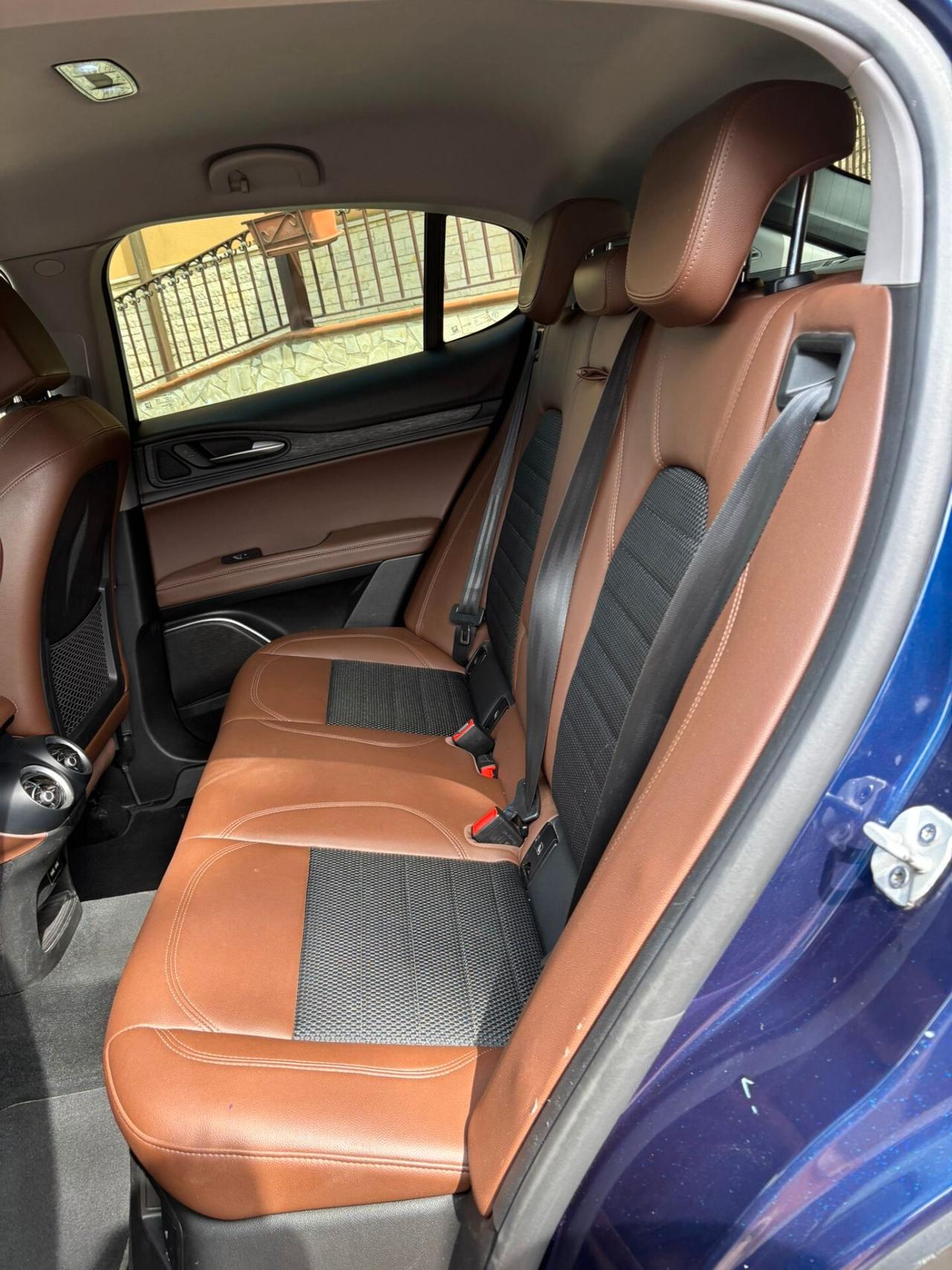 Alfa Romeo Stelvio 2.2 Turbodiesel 190 CV AT8 Q4 super