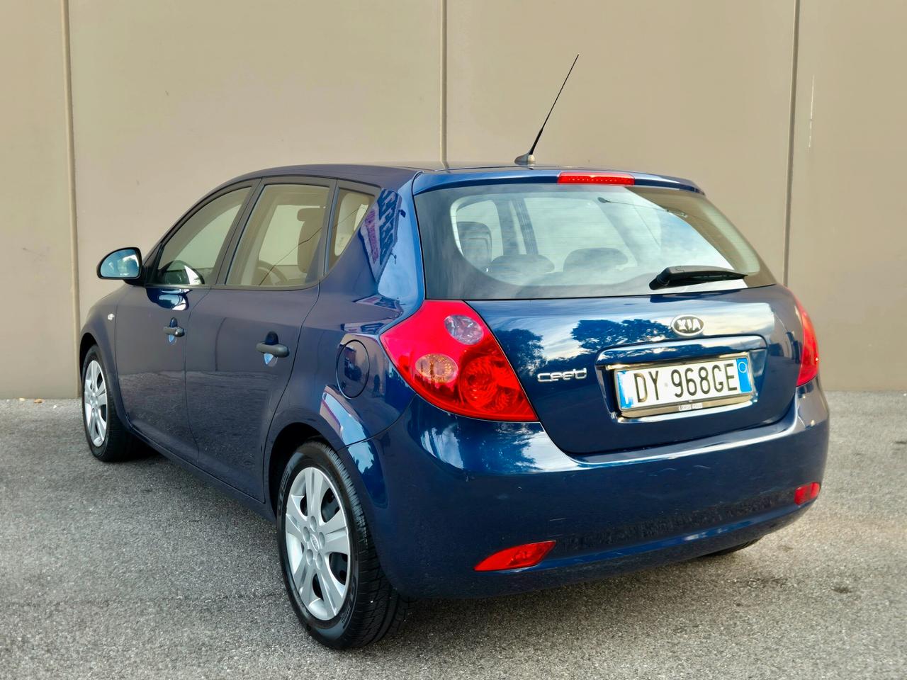Kia Ceed cee'd 1.4 109CV 5p. LX