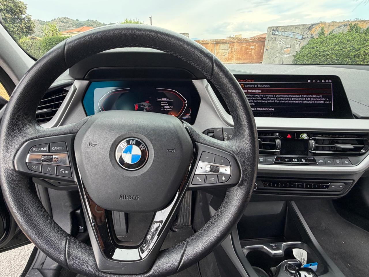 Bmw 118 118i 5p. Advantage