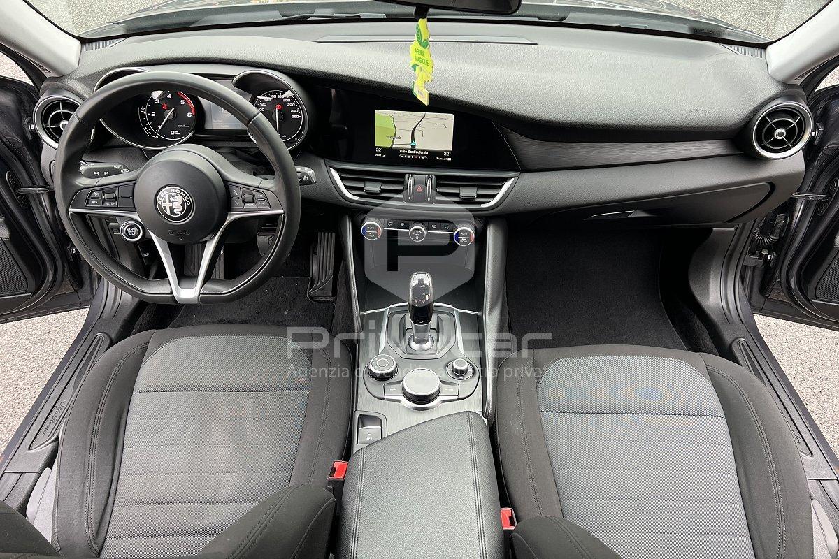 ALFA ROMEO Giulia 2.2 Turbodiesel 150 CV AT8 Business