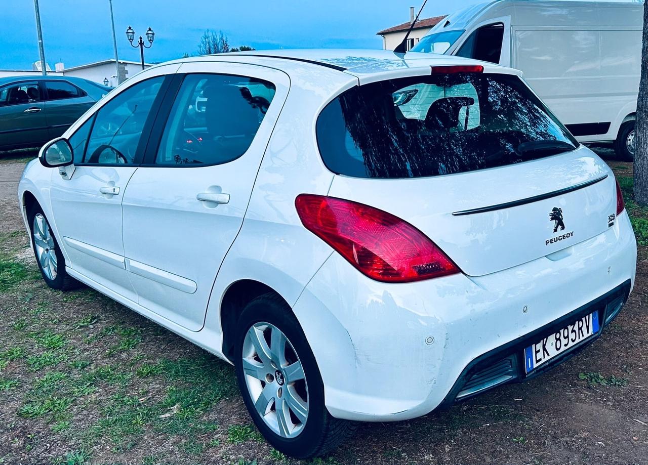 Peugeot 308 1.6 8V e-HDi 112CV Stop&Start 5p. Access