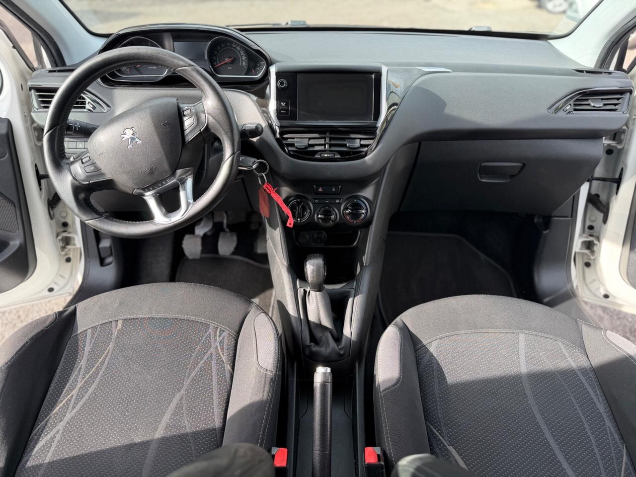 Peugeot 208 1.4 HDi 68 CV 3 porte Allure