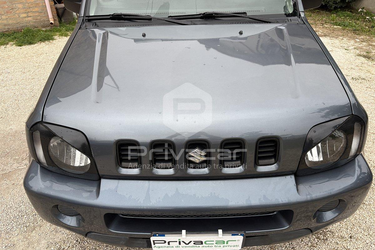 SUZUKI Jimny 1.3i 16V cat 4WD JLX