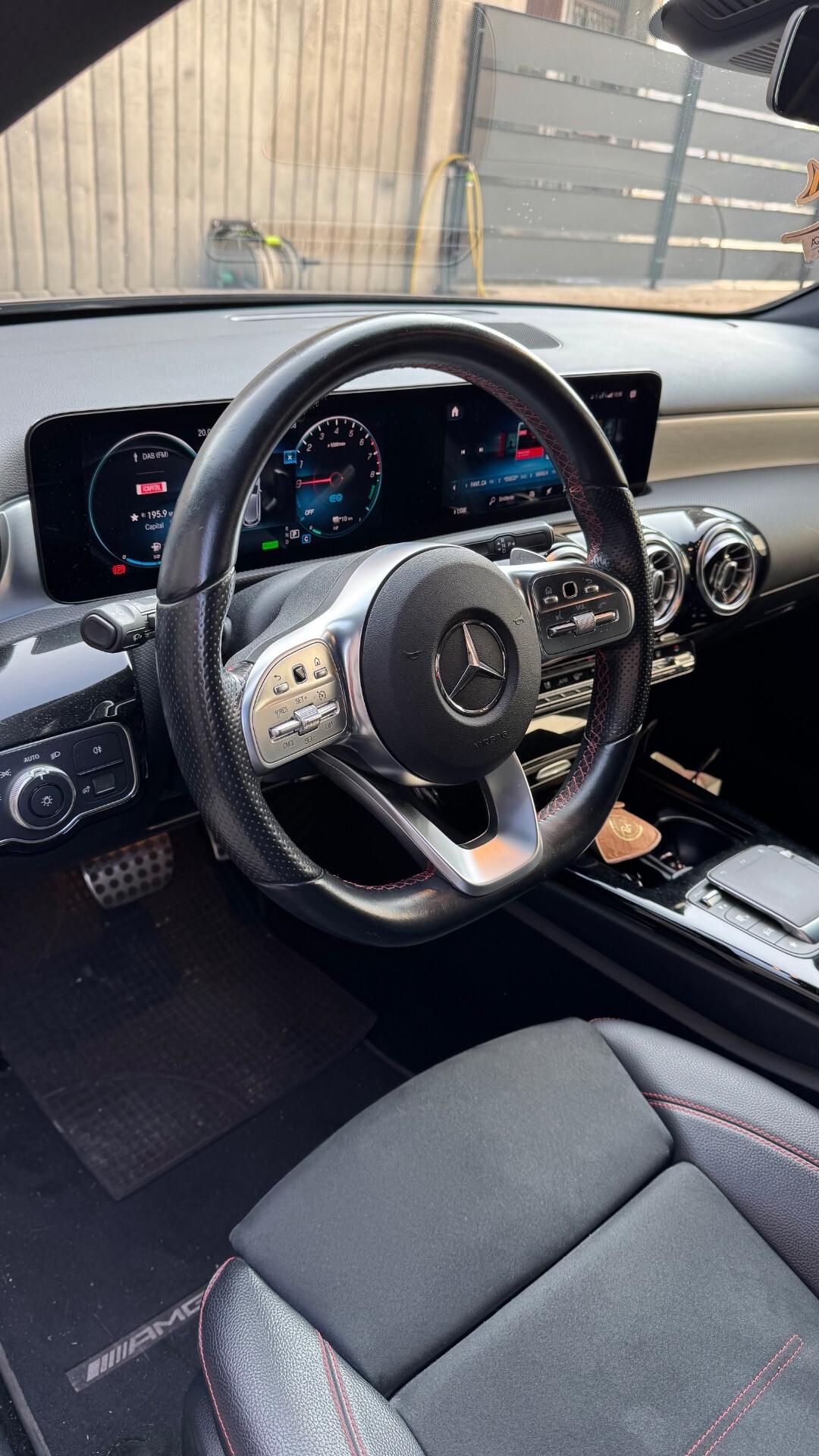 Mercedes-benz A 250 e Automatic EQ-Power amg