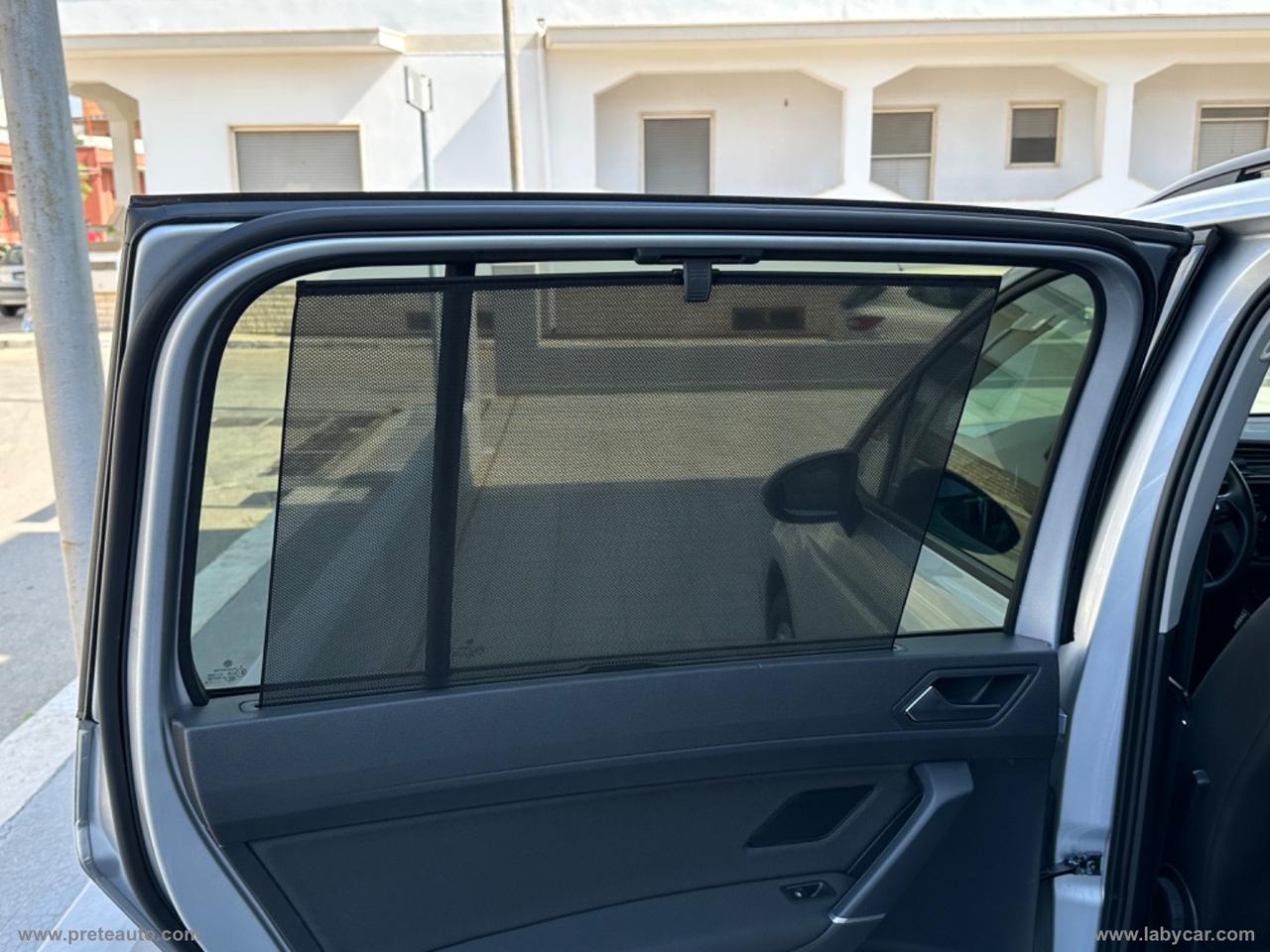 VOLKSWAGEN Touran 2.0 TDI 150 CV DSG Business BMT