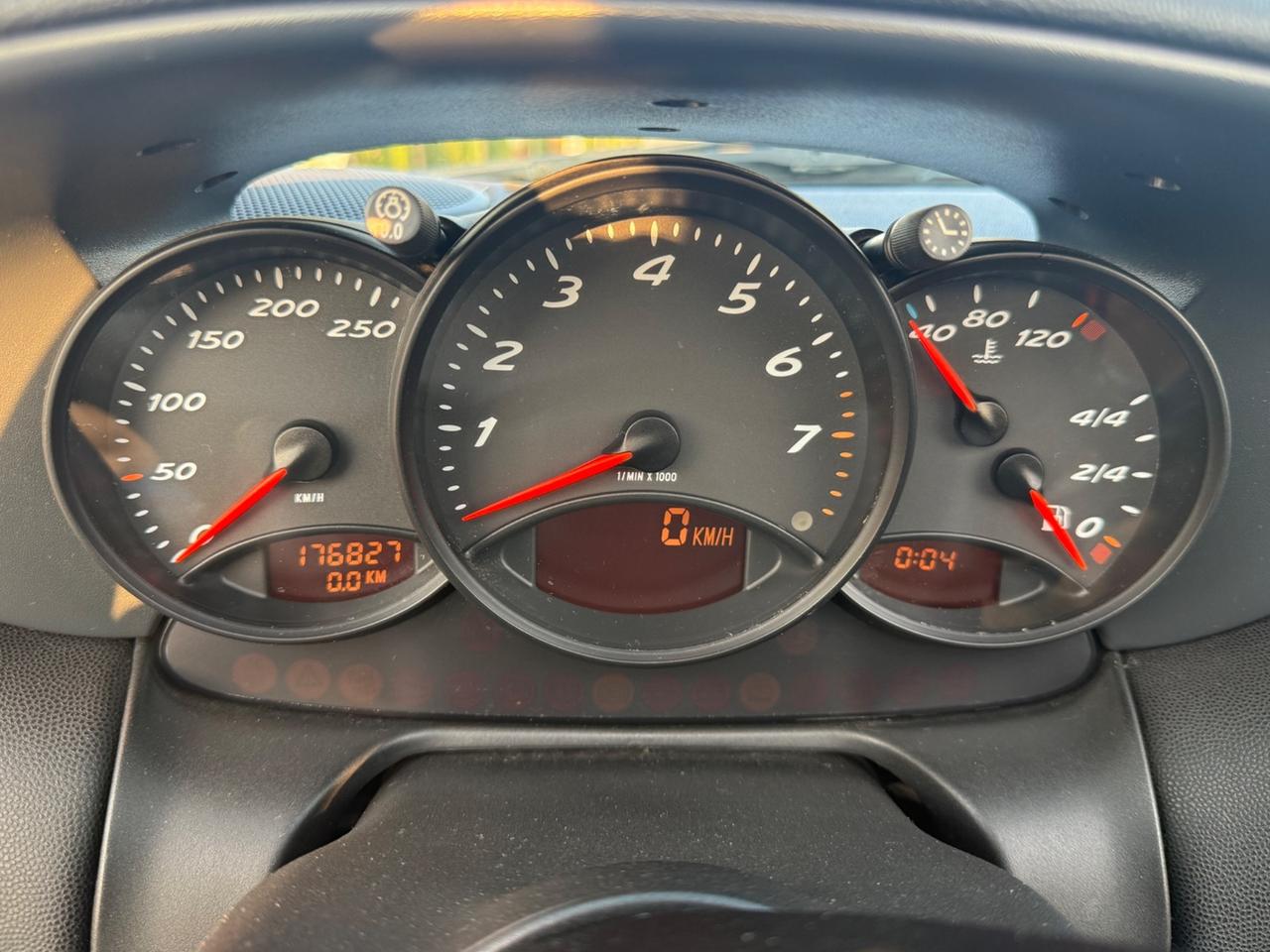 Porsche Boxster 2.5i 24V cat