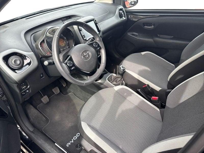Toyota Aygo Aygo 5p 1.0 x-play 72cv