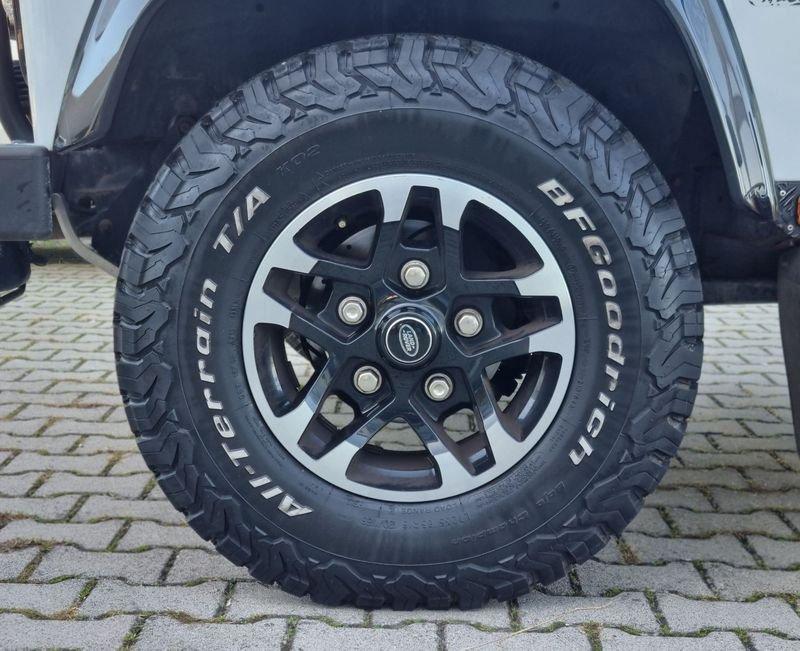 Land Rover Defender Defender 2.2 TD4 Adventure N1 5 posti