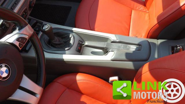 BMW Z4 ( E85 ) 2.2i roadster con interni in pelle rossa