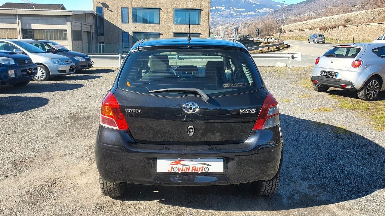 Toyota Yaris 1.0 NEOPATENTATI