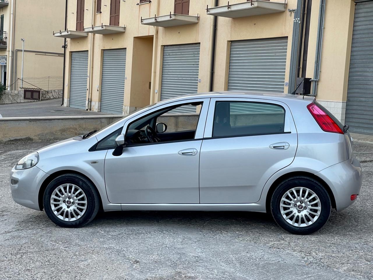Fiat Punto 1.2 benzina 2017 - NEOPATENTATI
