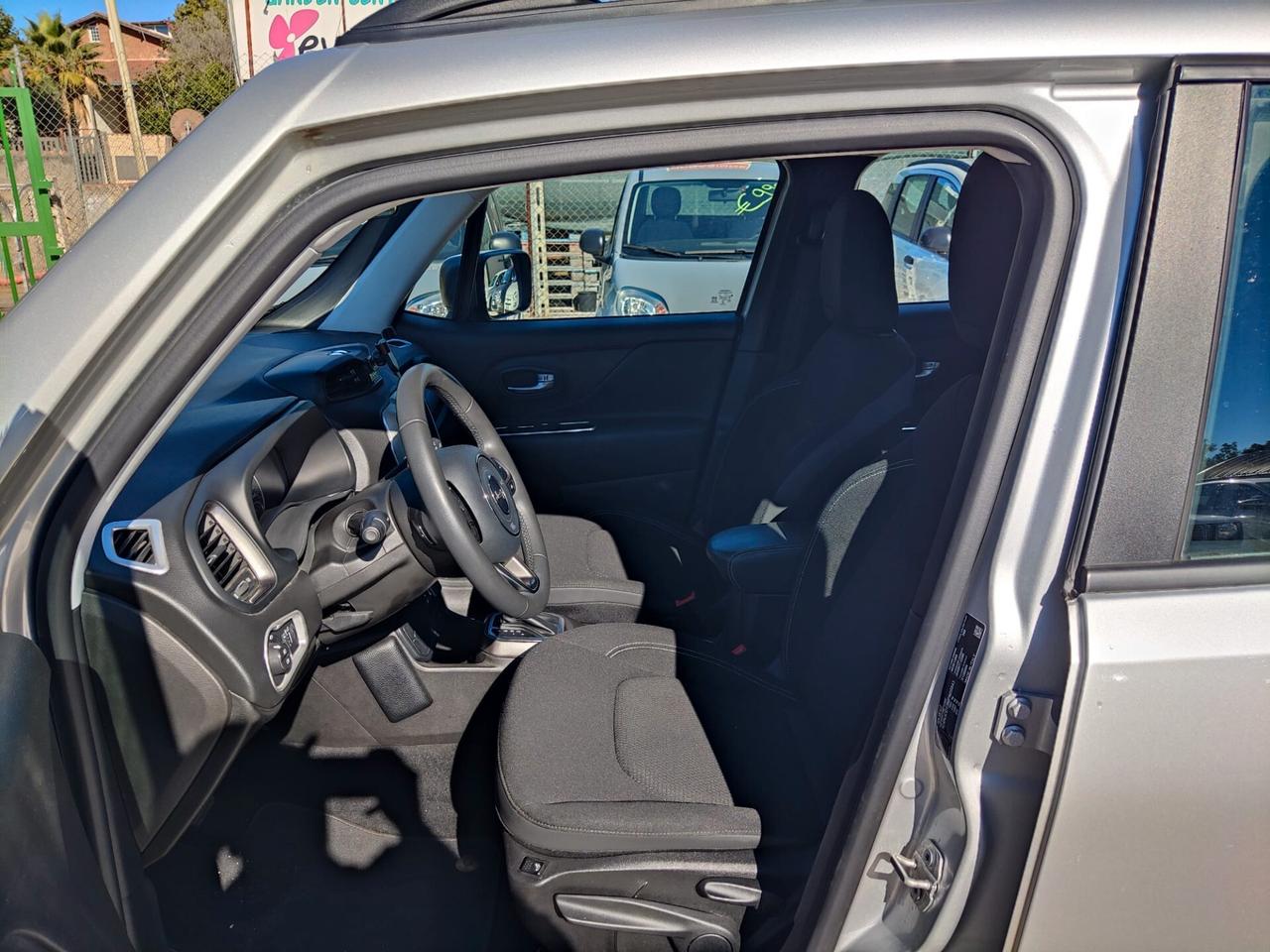 Jeep Renegade 1.3 T4 DDCT Limited