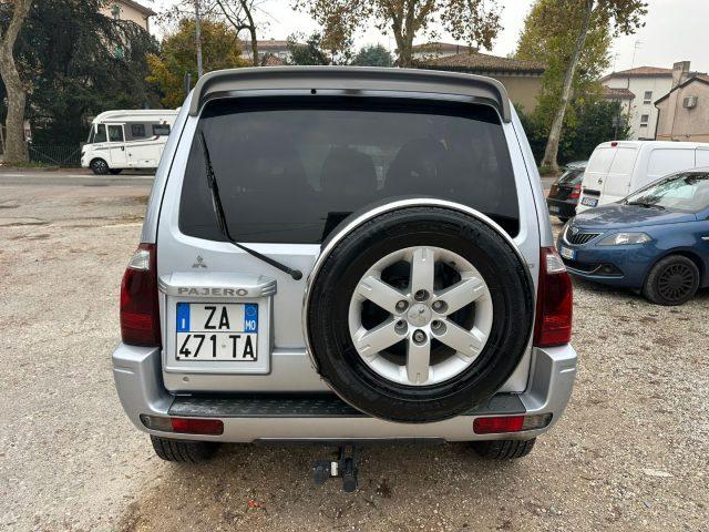 MITSUBISHI Pajero 4X4 GANCIO TRAINO AUT 3.2 16V DI-D 3p. Intense