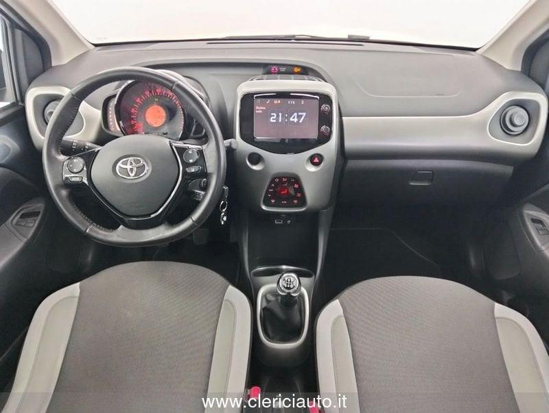 Toyota Aygo 1.0 VVT-i 69 CV 5 porte x-cool TSS