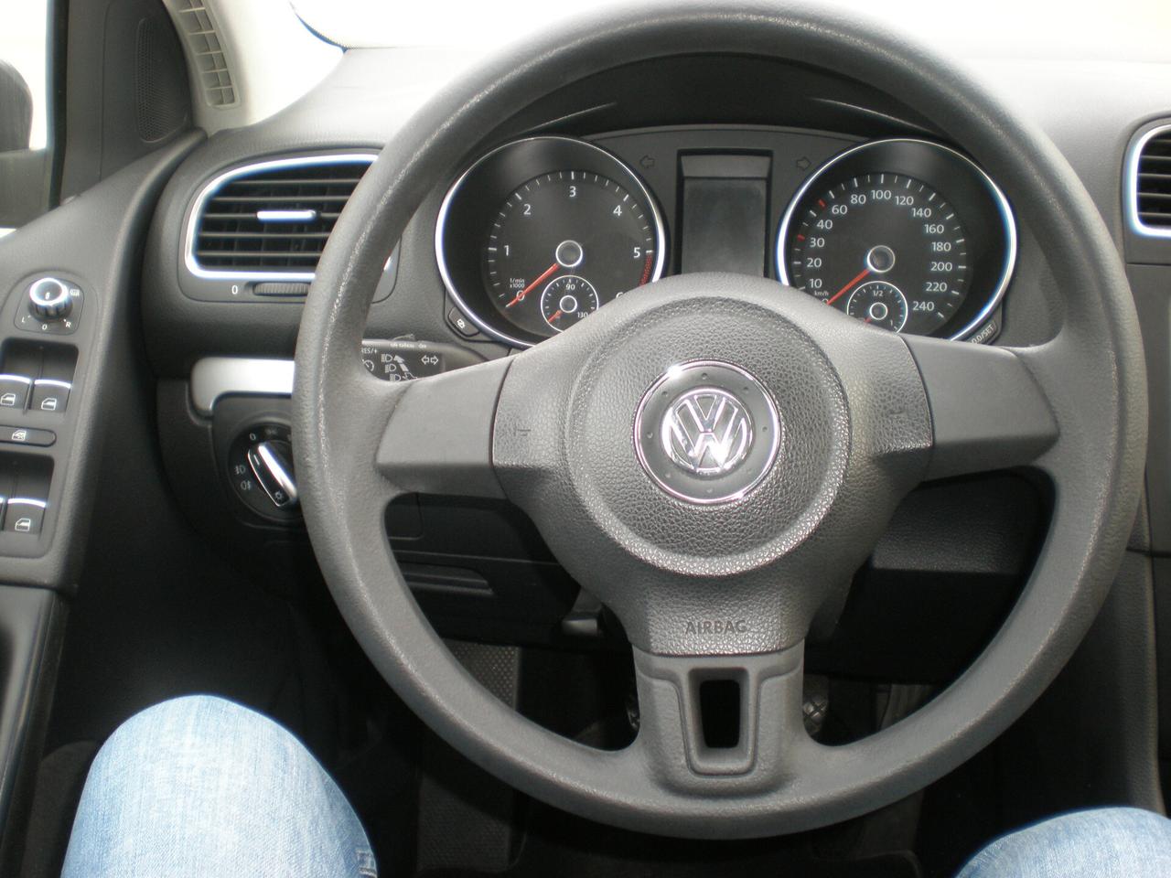 Volkswagen Golf 1.6 td, leggere bene l’annuncio