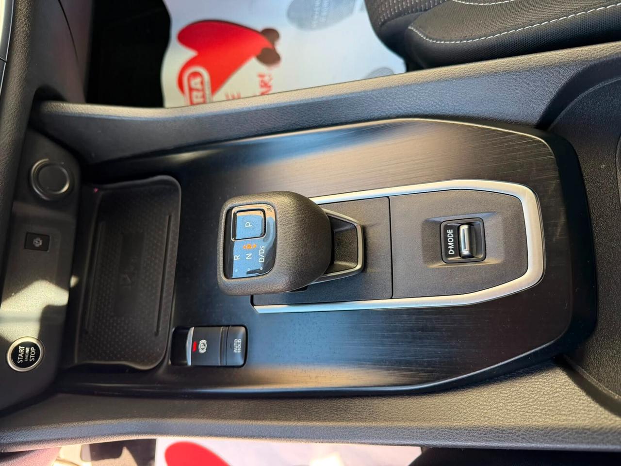 Nissan Qashqai MHEV 140 CV Business