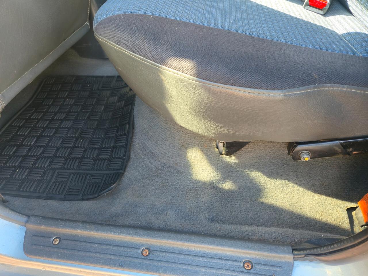 Mitsubishi L200 2.5 TDI 4WD Double Cab Pick-up GLS