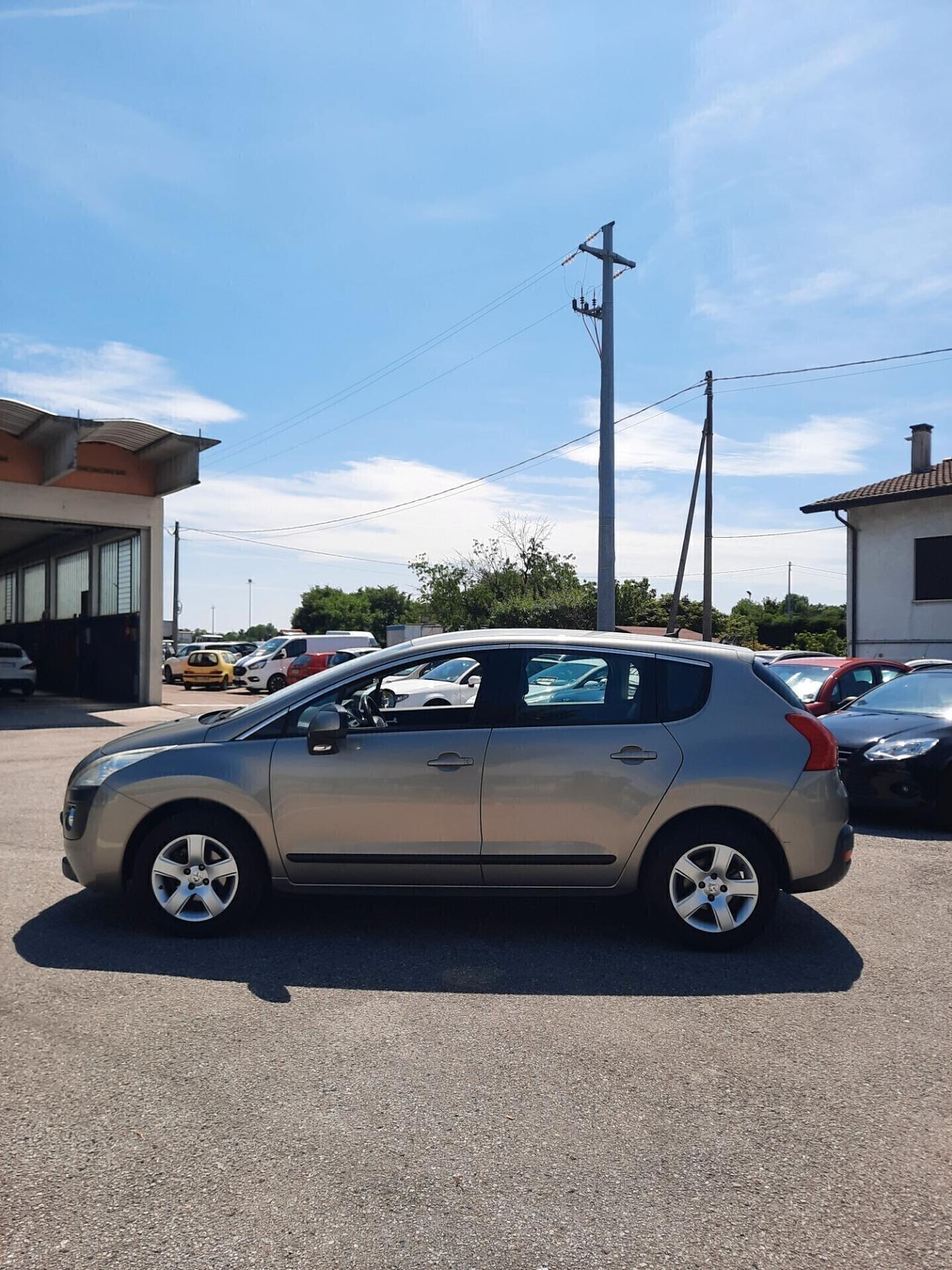 Peugeot 3008 1.6 HDi 110CV 4 TIPI DI GUIDA UNI,PROPRIETARIO