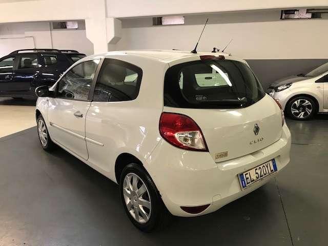Renault Clio Clio III 2009 3p 1.2 16v Live!