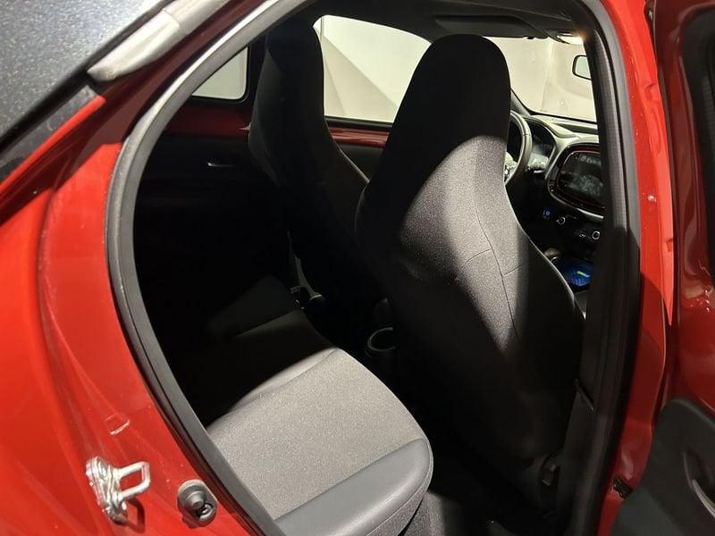 Toyota Aygo X Aygo X 1.0 VVT-i 72 CV 5 porte Lounge S-CVT