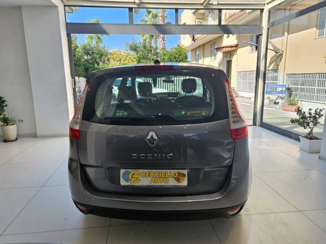 RENAULT Scenic 1.5 dCi 110CV Dynamique