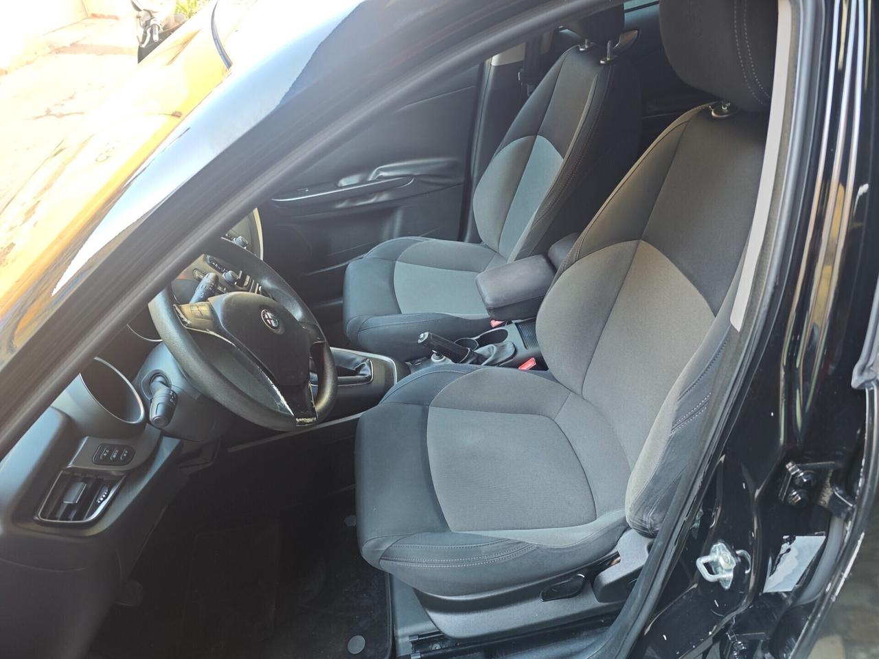 Alfa Romeo Giulietta 1.6 JTDm-2 105 CV Business