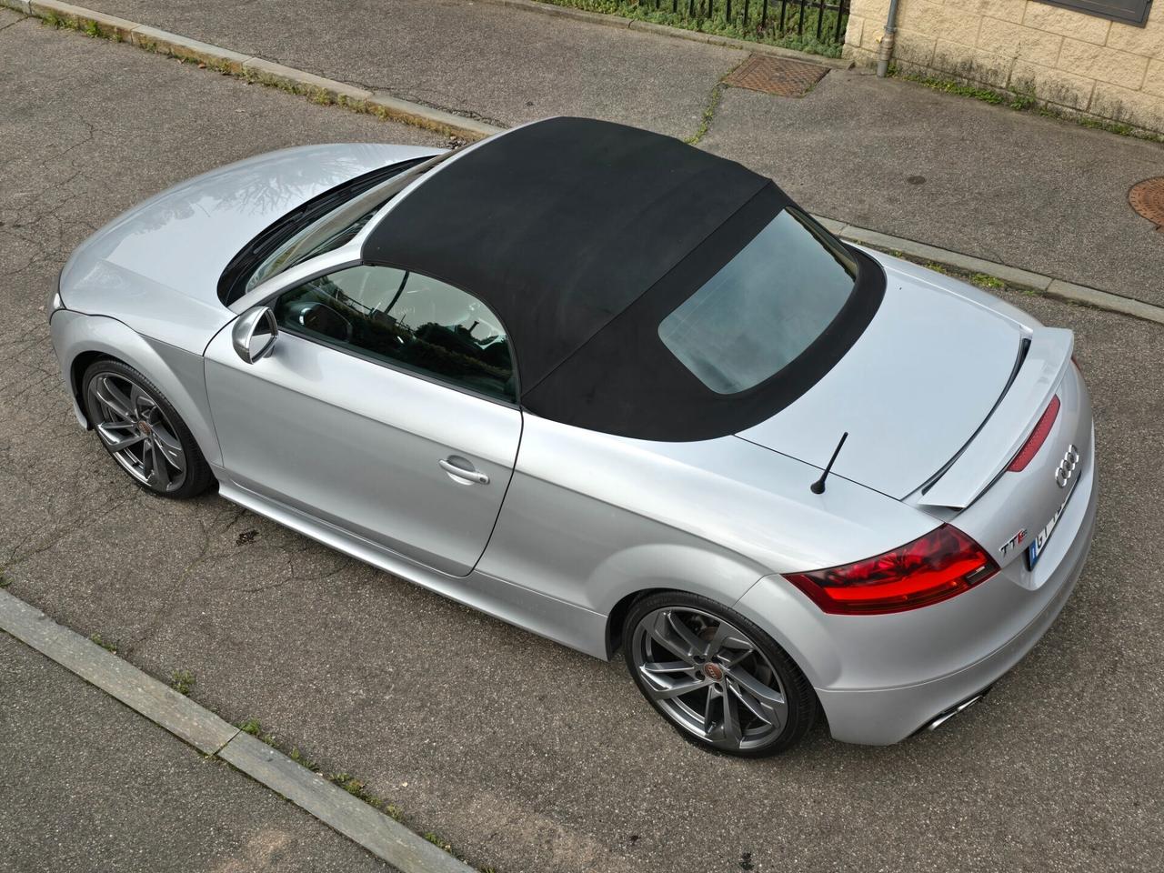 Audi TTS Roadster 2.0 tfsi quattro 272cv C. MANUALE