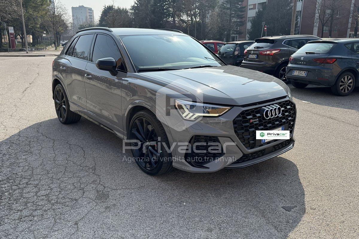 AUDI RS Q3 quattro S tronic