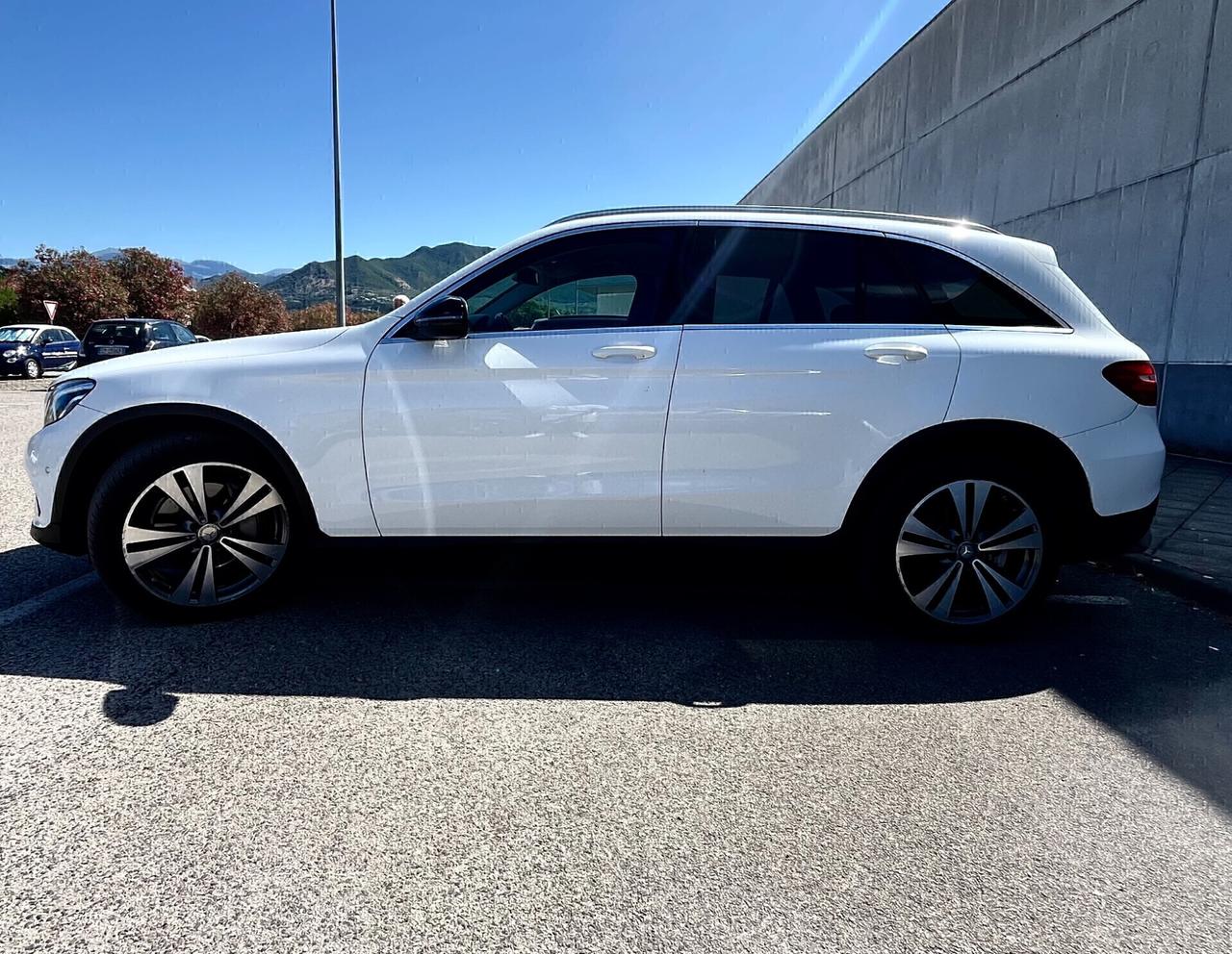 Mercedes-benz GLC 220d 4Matic Premium UNIPRO