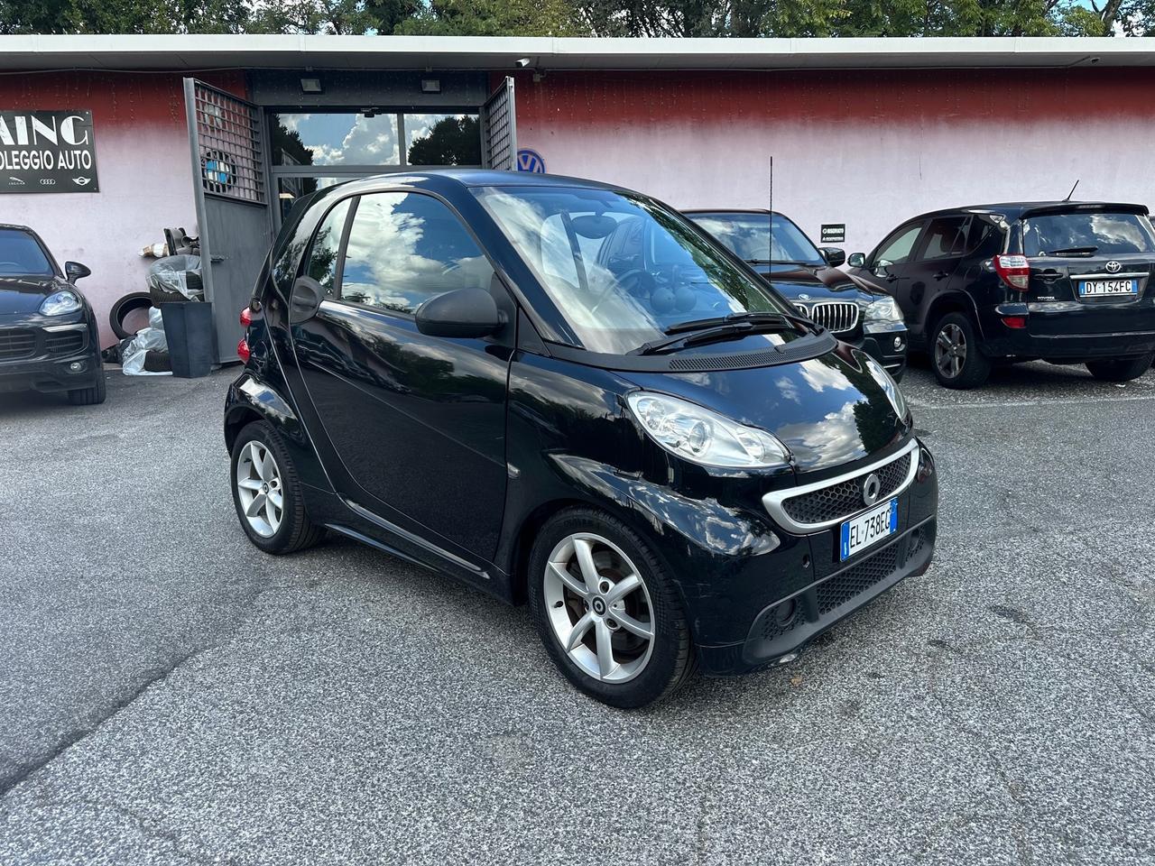 Smart ForTwo 1000 52 kW MHD coupé pulse Servosterzo Permute Nessun obbligo finanziario Garanzia