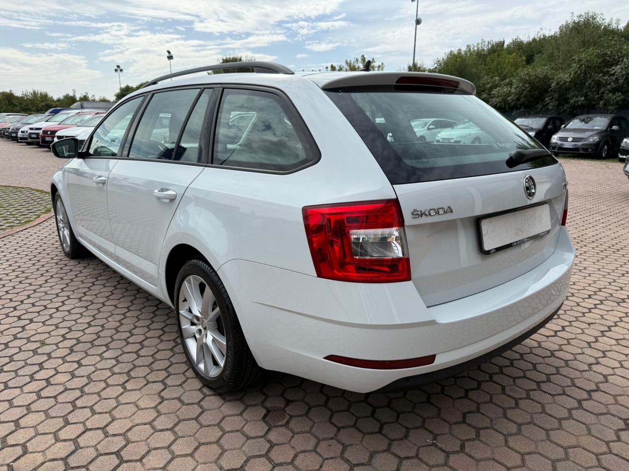 Octavia 2.0 TDI SCR 150 CV DSG Wagon Ambition