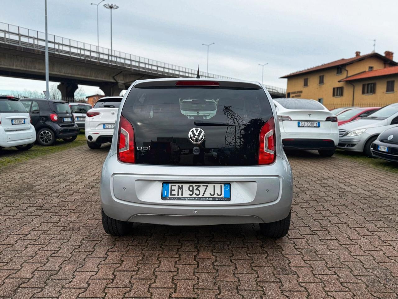 Volkswagen up! 1.0 75 CV 5p. NAVIGA CRIUSE SENSORI PDC OK NEOPATENTATI