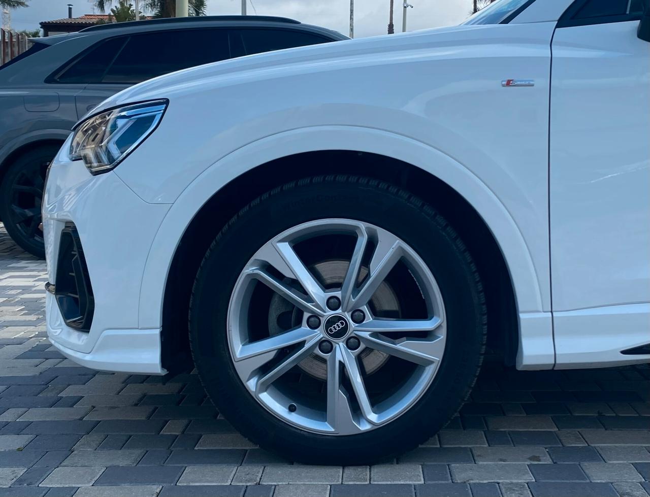 Audi Q3 S line edition 2.0 TDI 150CV s-tronic 35