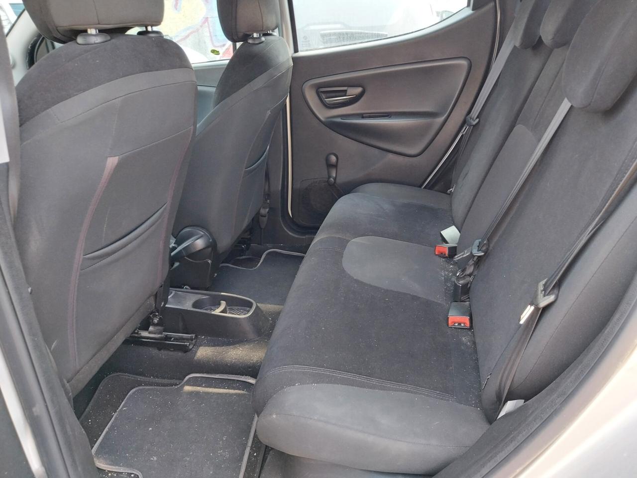 LANCIA YPSILON 1.3 DIESEL 95 CV PER COMMERCIANTI