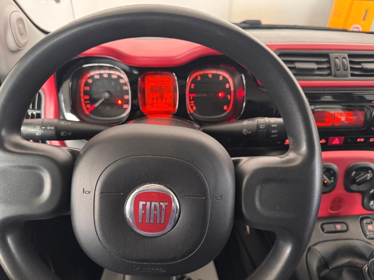Fiat Panda 1.2 Lounge 69cn Neopatentati
